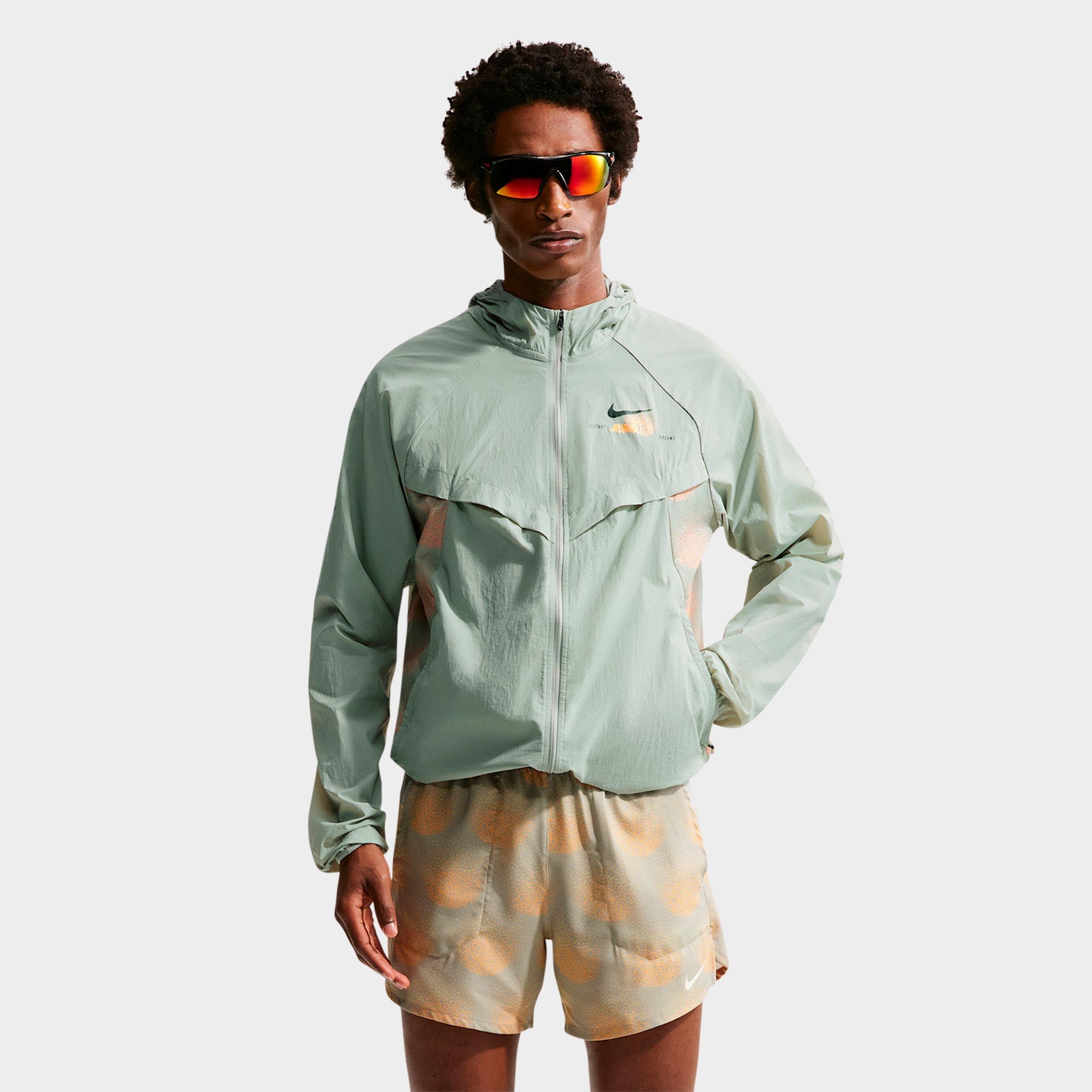 Nike Men's Stride Repel Distant Dreams UV Protection Running Jacket in Jade Horizon Size: XS