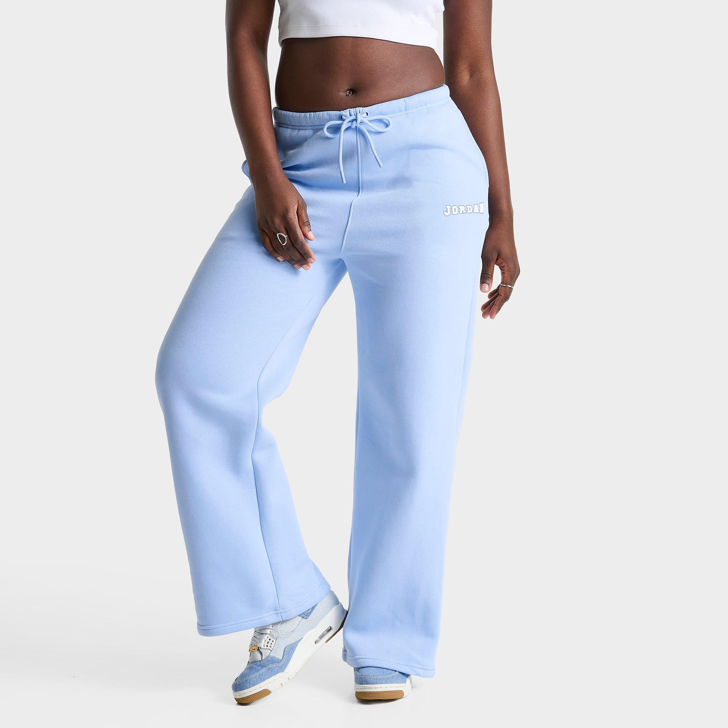 Jordan Women's Brooklyn Fleece Varsity Wide-Leg Sweatpants in Psychic Blue/White Size: XS