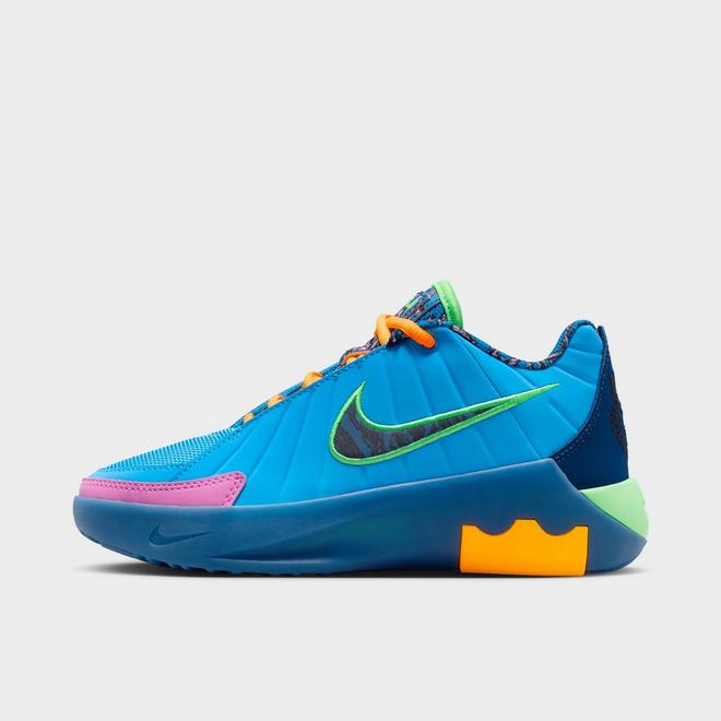 Big Kids' Nike LeBron Witness 9 Basketball Shoes