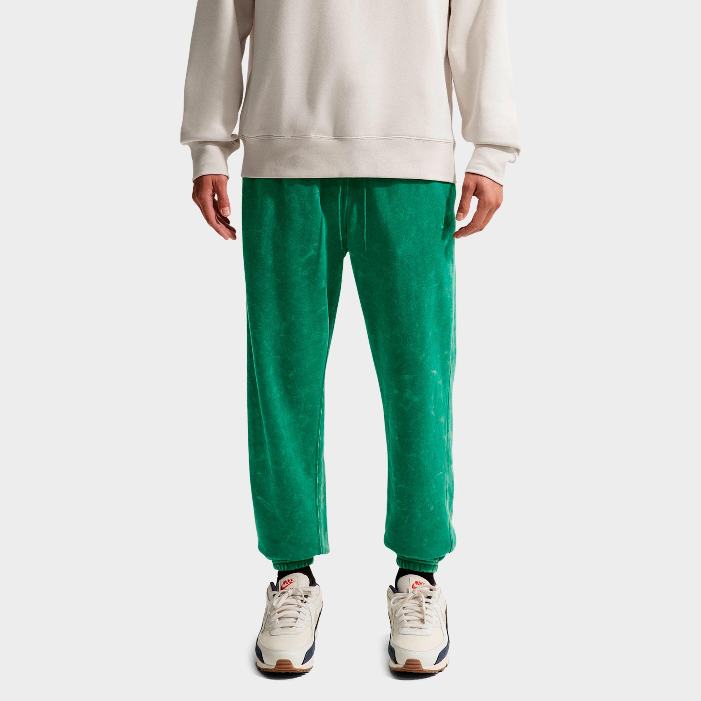 Nike Men's Sportswear Club Washed Cuffed Fleece Pants in Malachite Size: Small