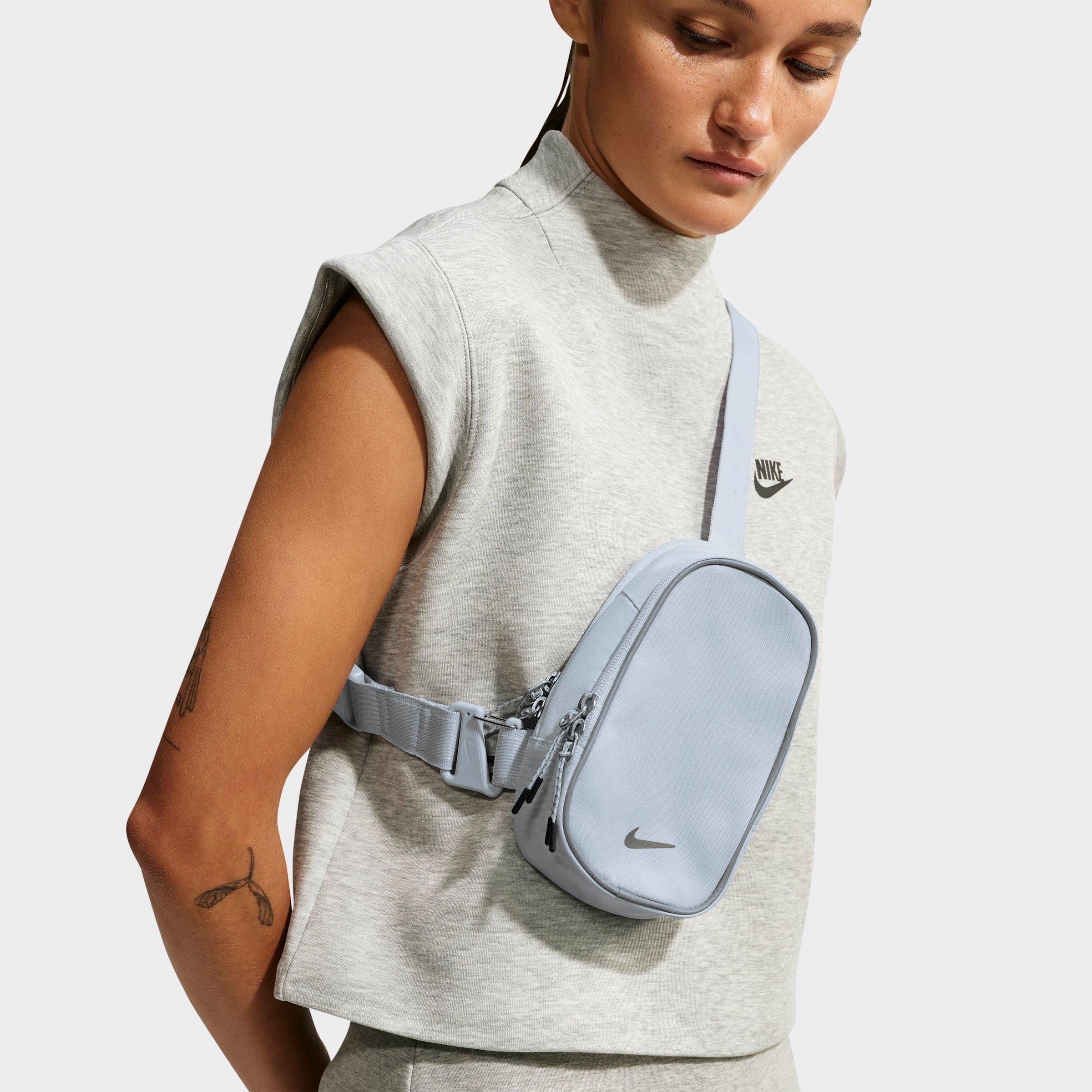 Nike Commute Crossbody Bag (1L)