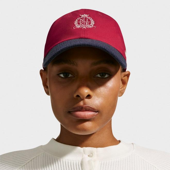 Nike Club Unstructured Knit Strapback Hat
