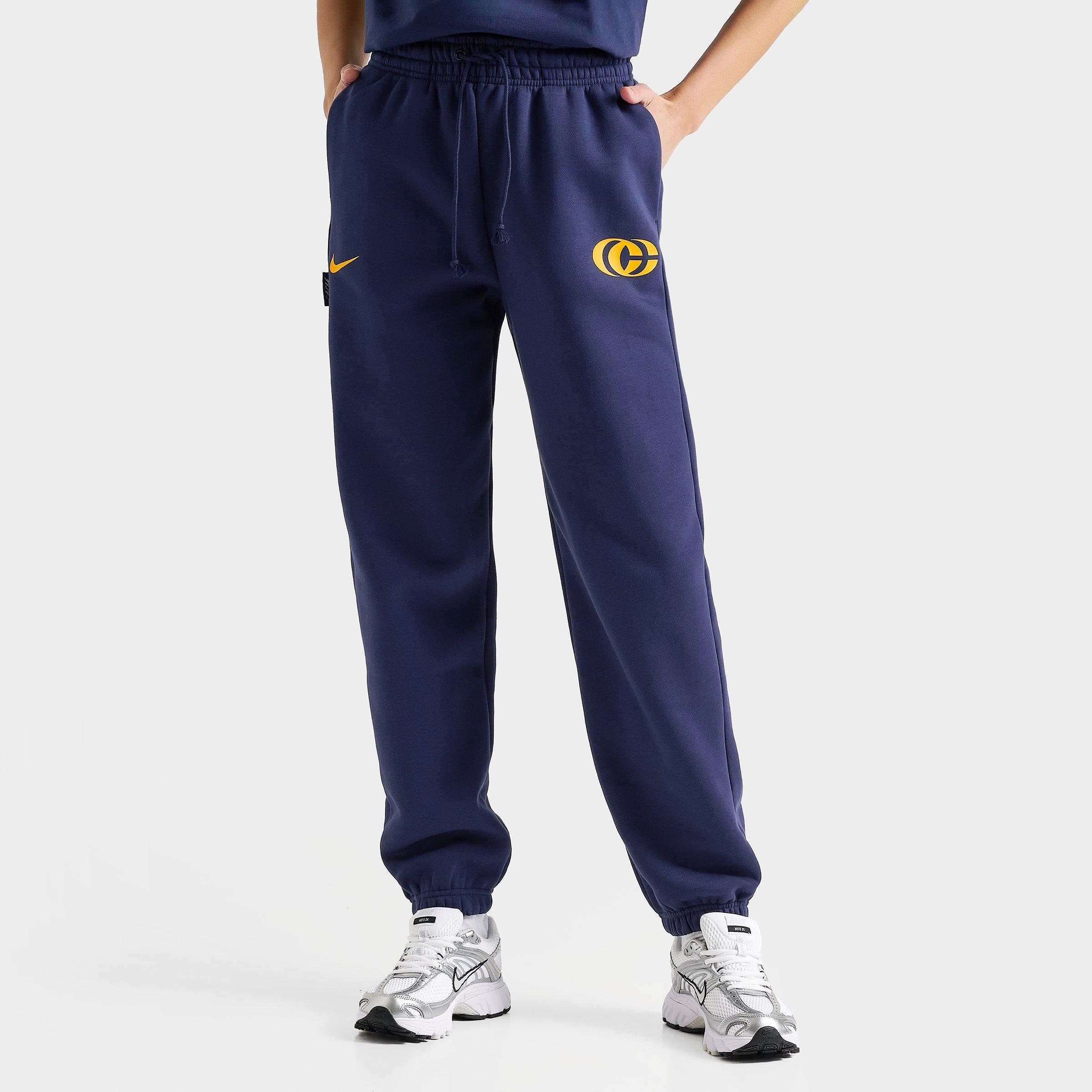 Nike Women's Caitlin Clark Essential Fleece Pants in Midnight Navy/Amarillo/Amarillo Size: XS