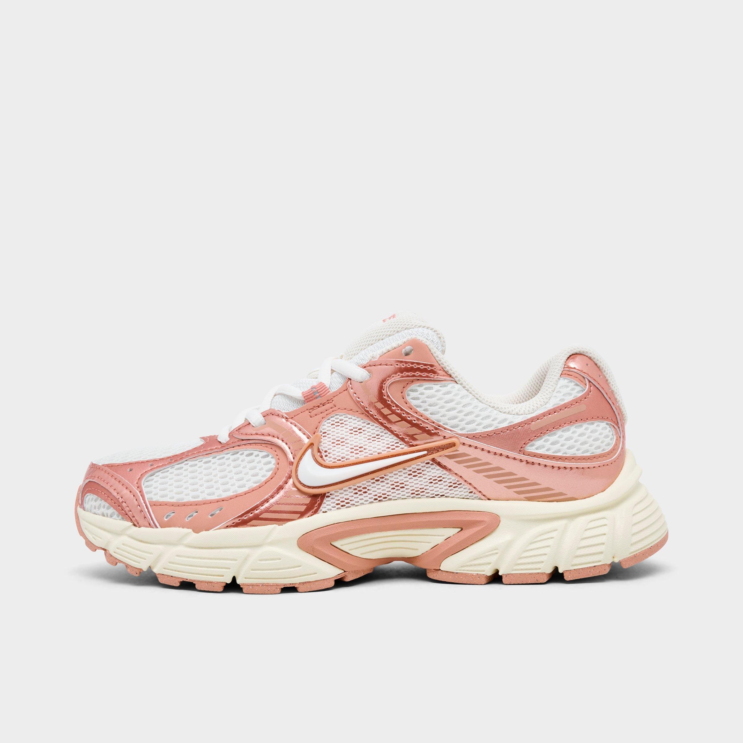 Nike Women's V5 RNR Casual Shoes in Sail/Rose Gold/Coconut Milk Size: 7.0