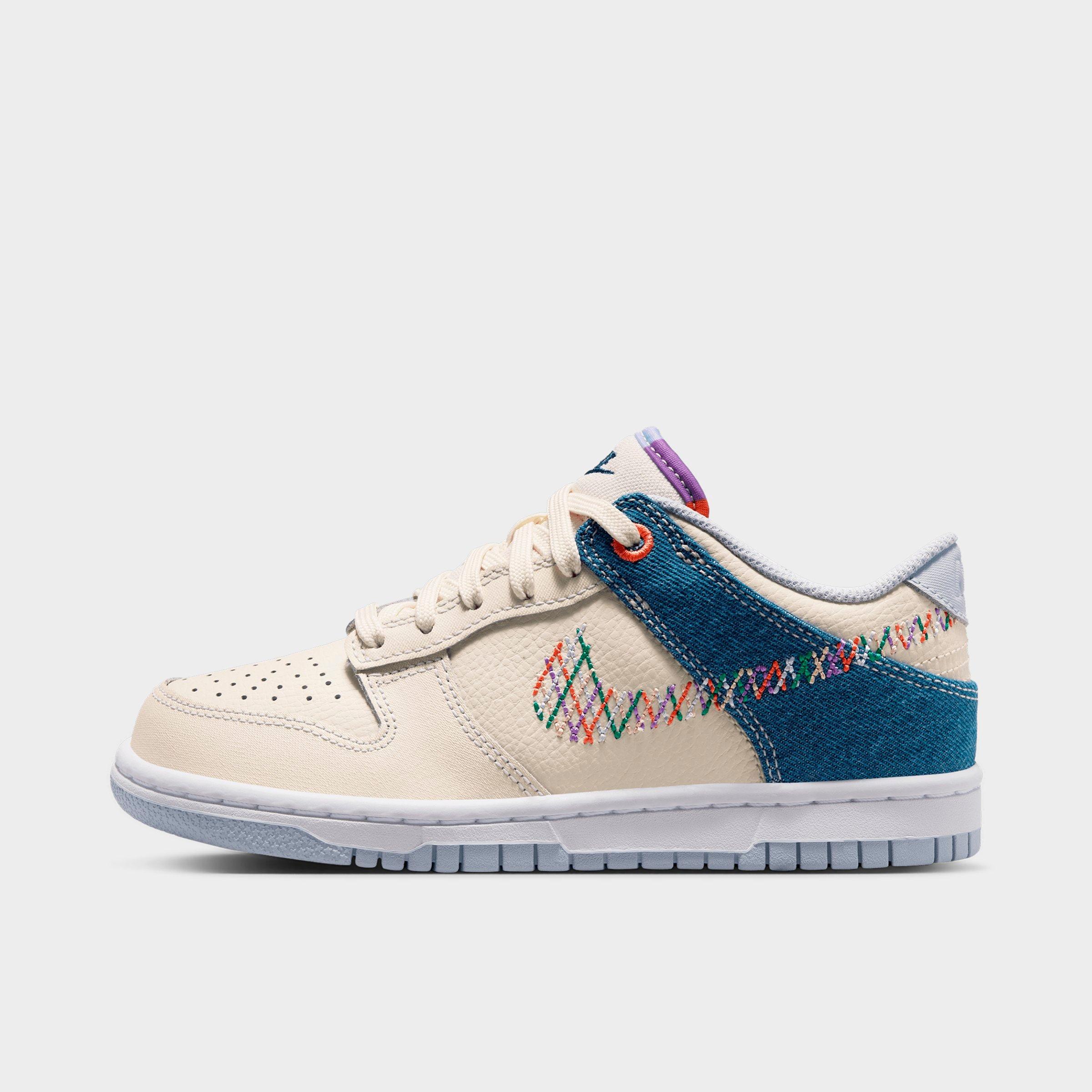 Nike Big Kids Dunk Low Casual Shoes in Soft Pearl/Blue Denim/Midnight Navy Size: 3.5