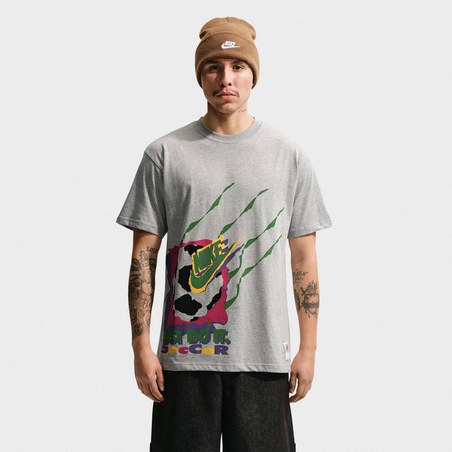 Men's Nike Sportswear Soccer DNA Retro Graphic T-Shirt