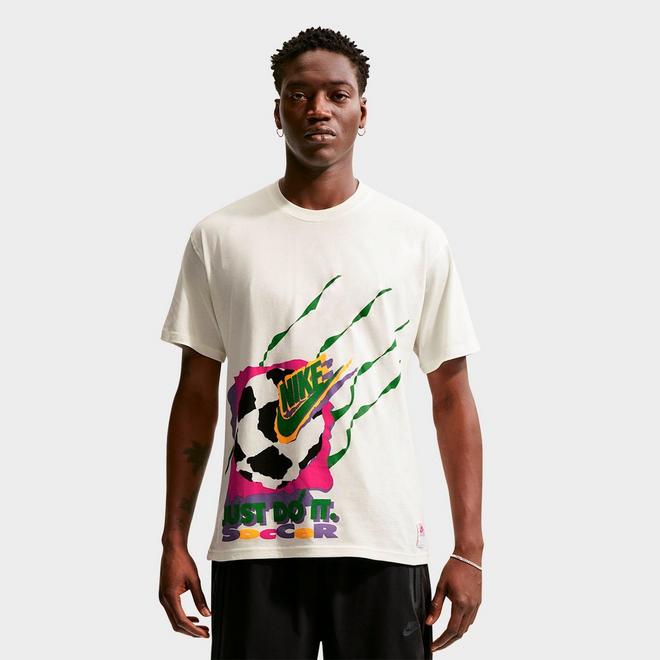 Men's Nike Sportswear Soccer DNA Retro Graphic T-Shirt