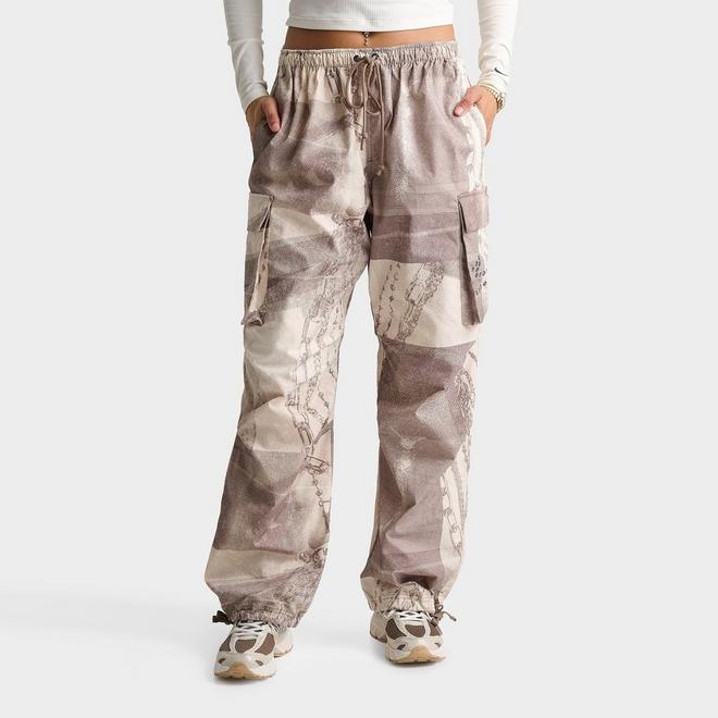 Women's Nike Sportswear Dysto Mid-Rise Oversized Cargo Pants 