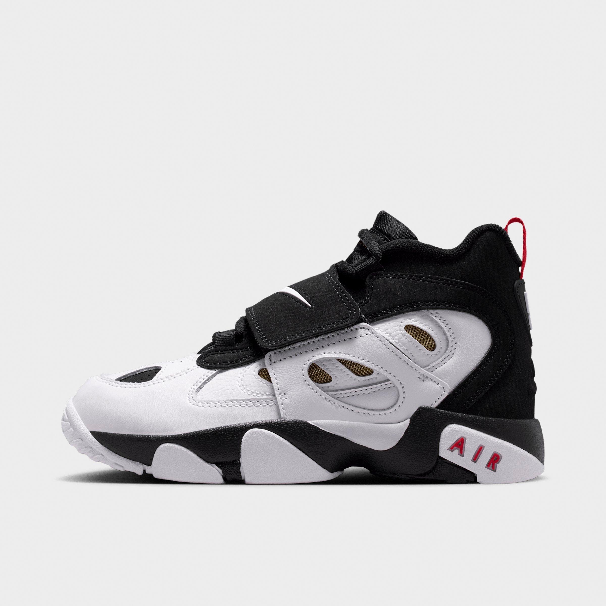 Nike Big Kids Diamond Turf 2 Casual Shoes in Black/Fire Red/White Size: 5.5