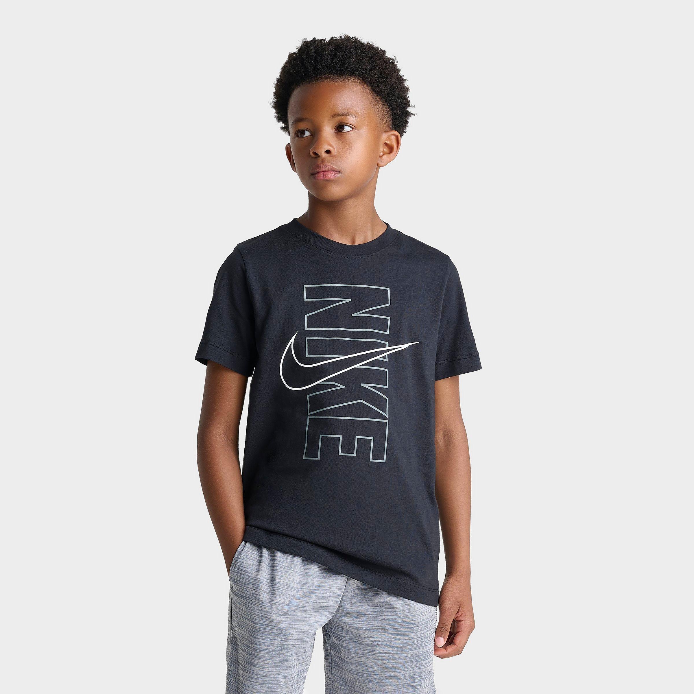 Nike Big Kids Sportswear Block Graphic T-Shirt in Black Size: Large