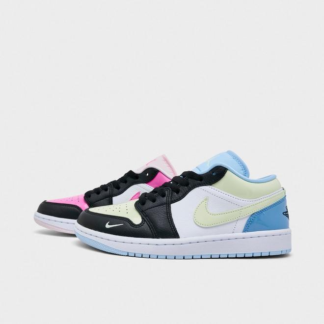 Women's Air Jordan Retro 1 Low SE Casual Shoes