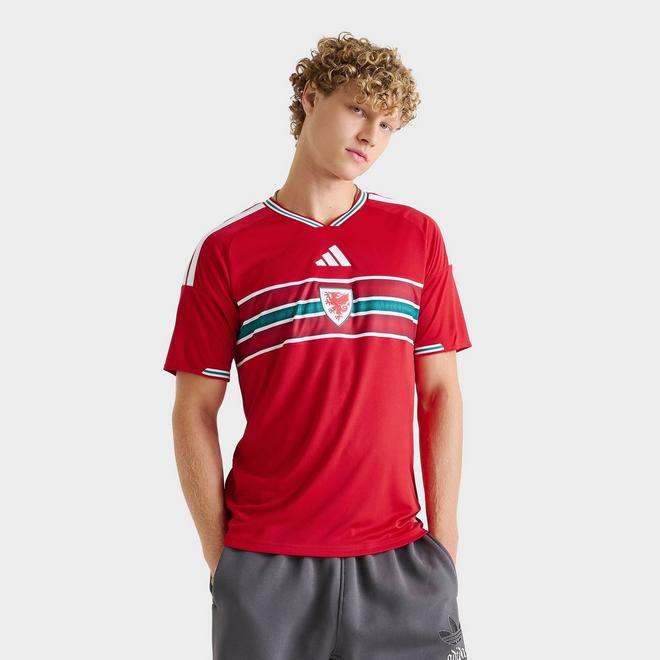 Men's adidas Wales 2026 Home Replica Soccer Jersey