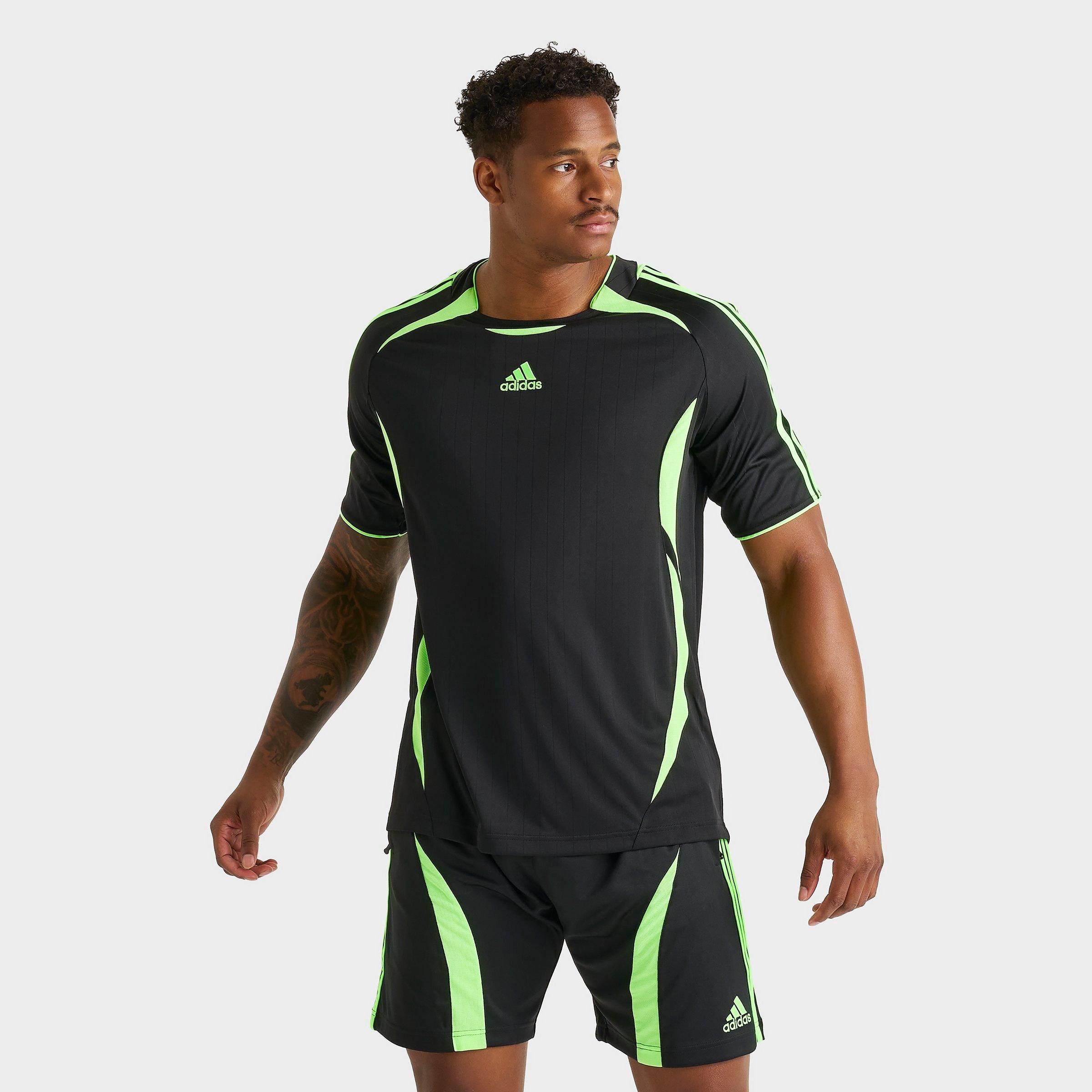 adidas Men's Originals Teamgeist T-Shirt in Black/Signal Green Size: Small
