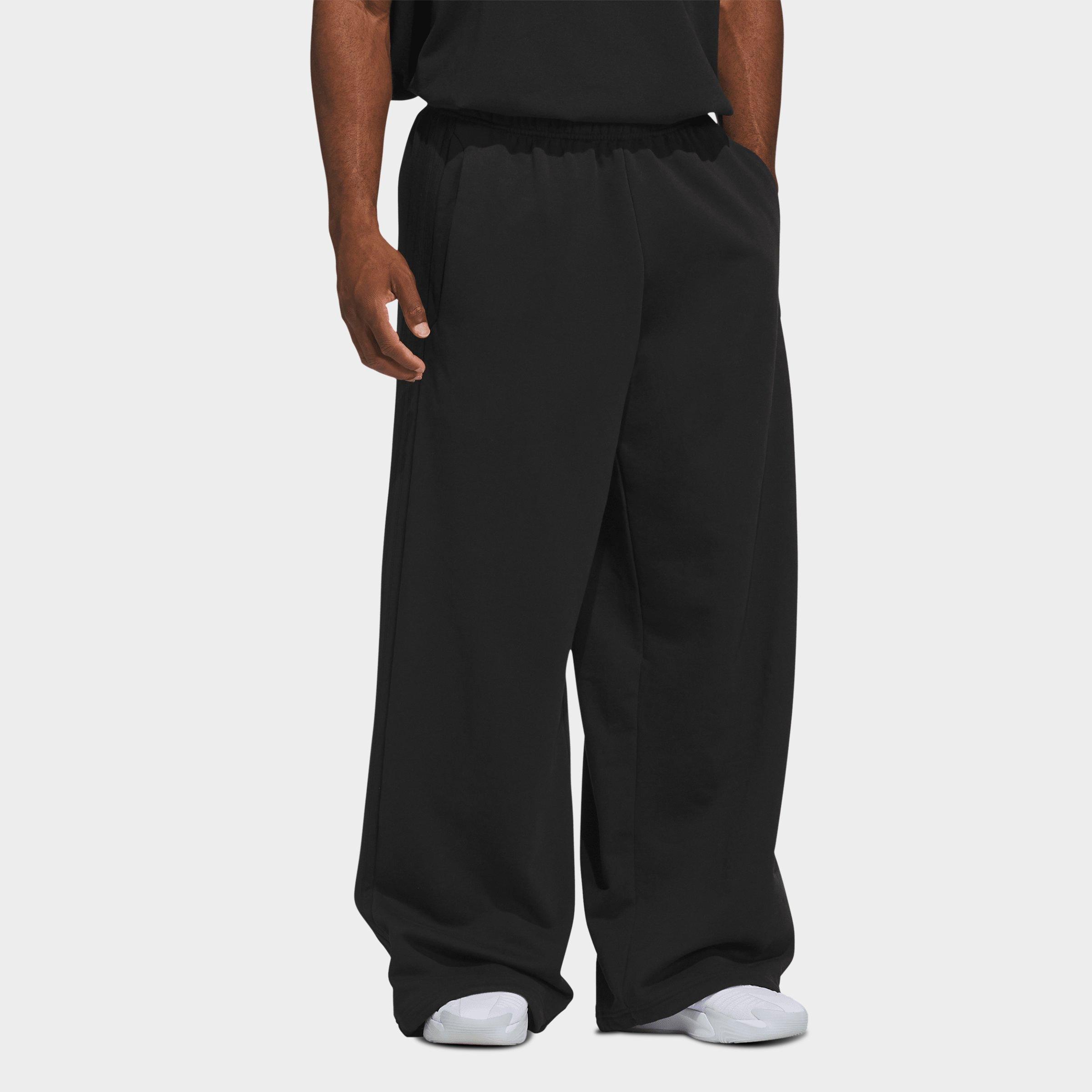 adidas Men's Basketball Fleece 3-Stripe Loose Sweatpants in Black Size: Medium