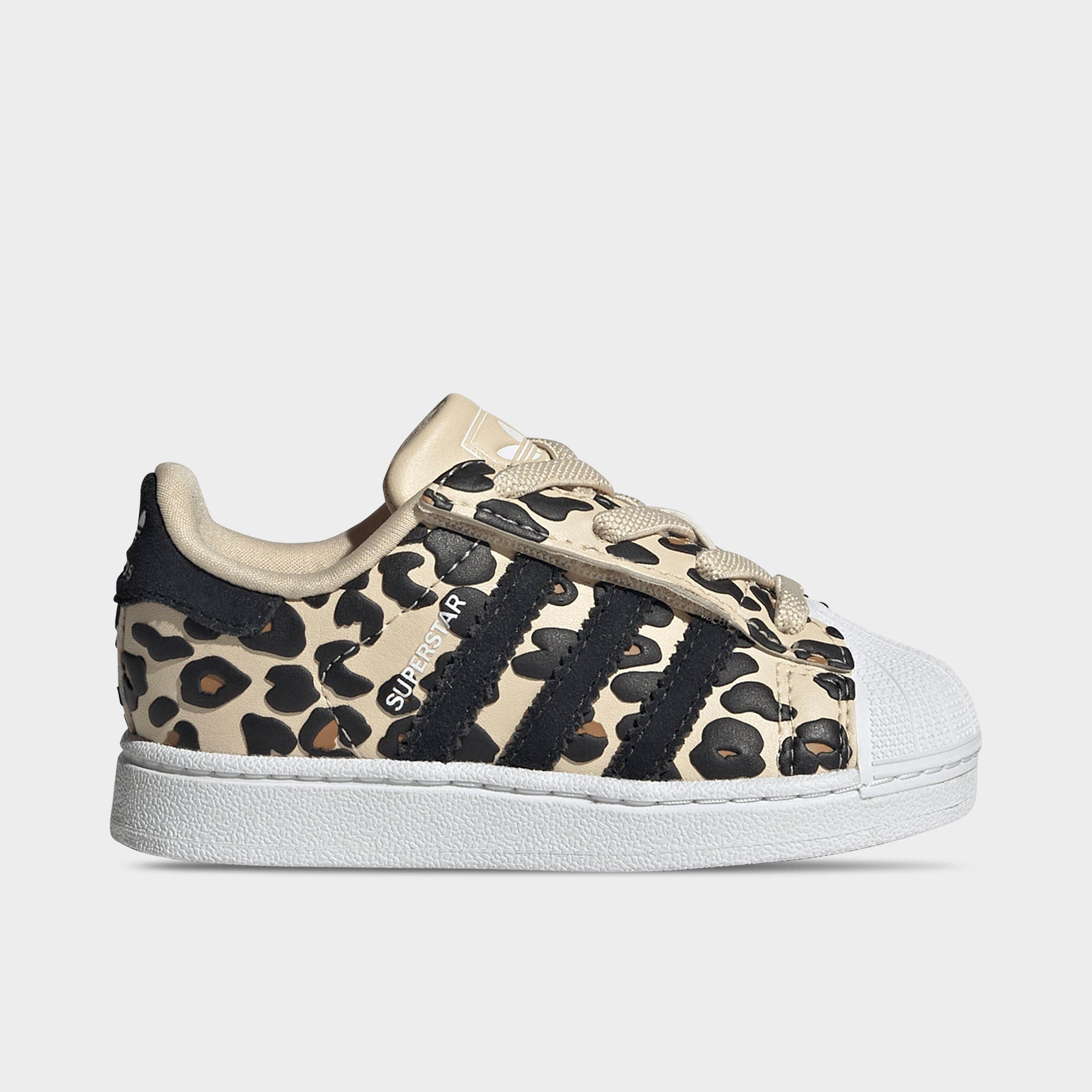 adidas Kids Toddler Originals Superstar II Comfort Closure Casual Stretch Lace Casual Shoes in Sand Strata/Core Black/White Size: 10.0