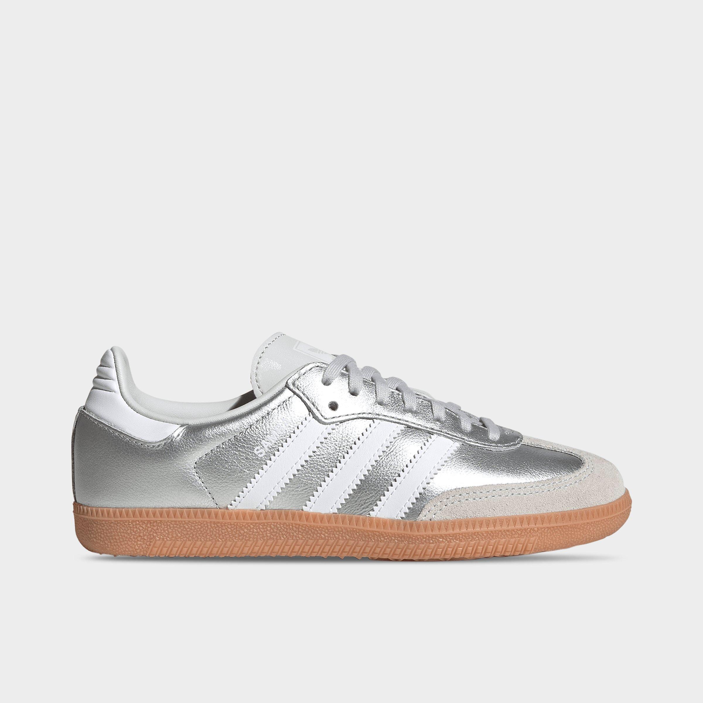 adidas Big Kids Originals Samba OG Casual Shoes in Silver Metallic/White/Gum Size: 6.5