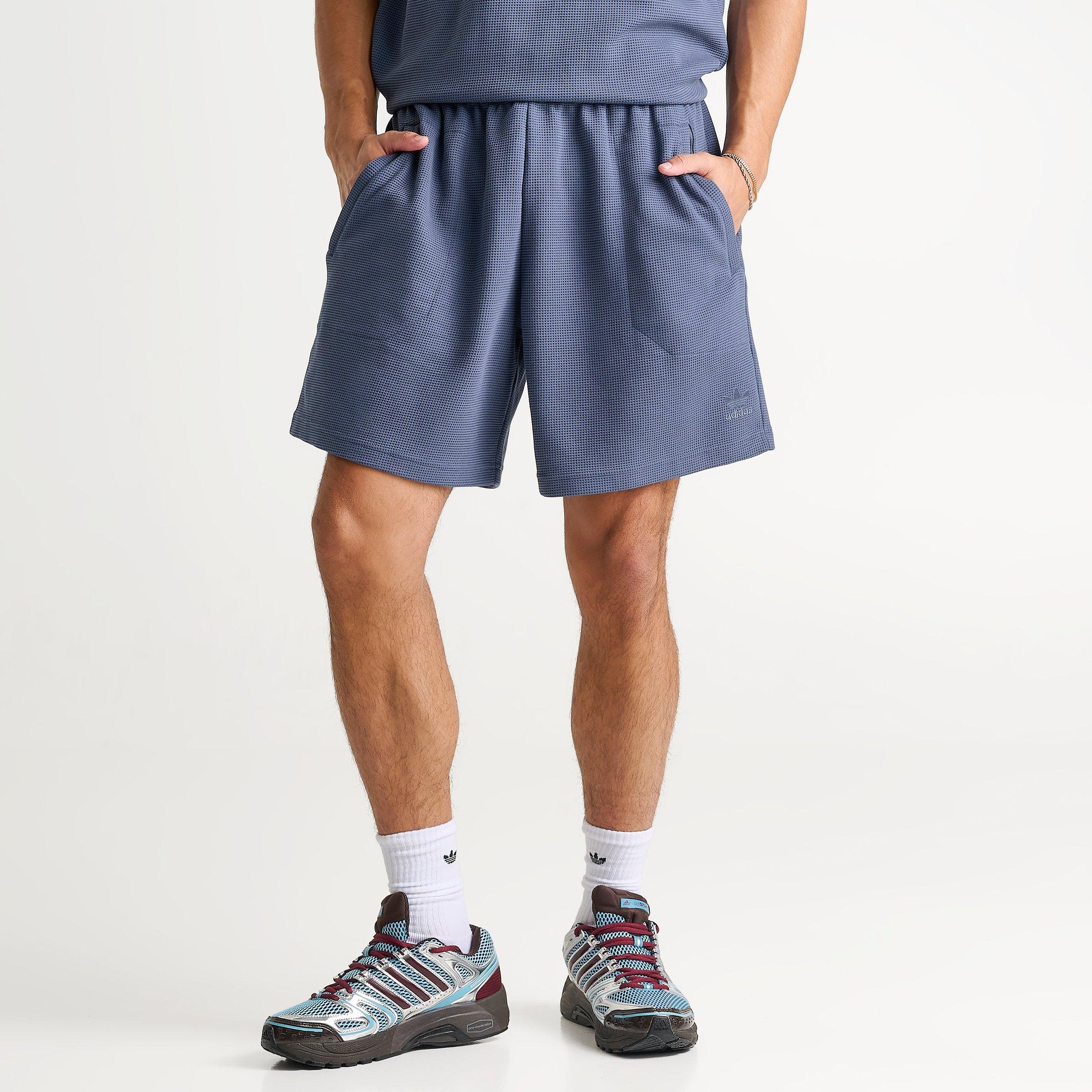 adidas Men's Originals Trefoil Essentials Waffle Shorts in Preloved Ink Size: XL