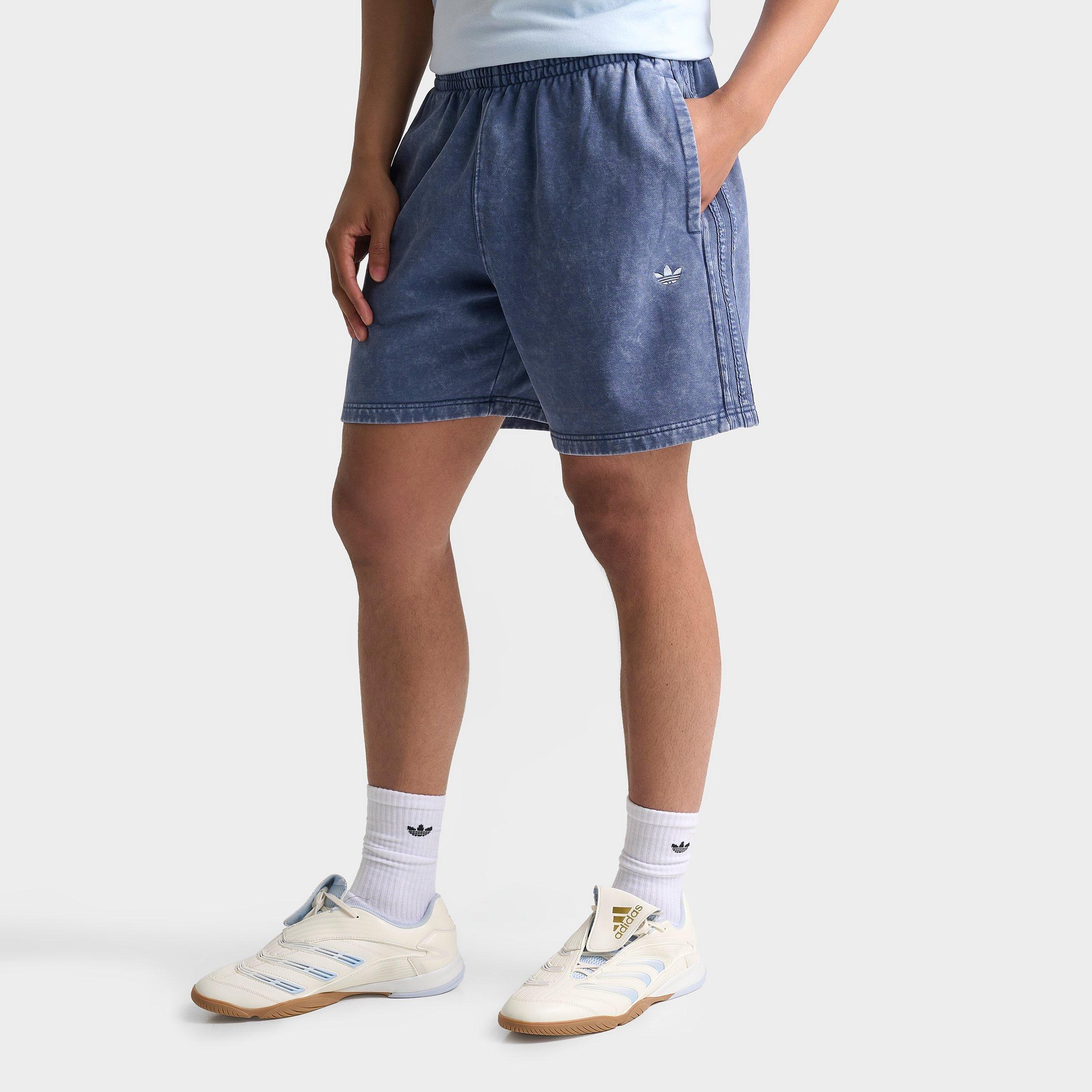adidas Men's Originals Trefoil Essentials 7" Washed Fleece Shorts in Dark Blue Size: Small