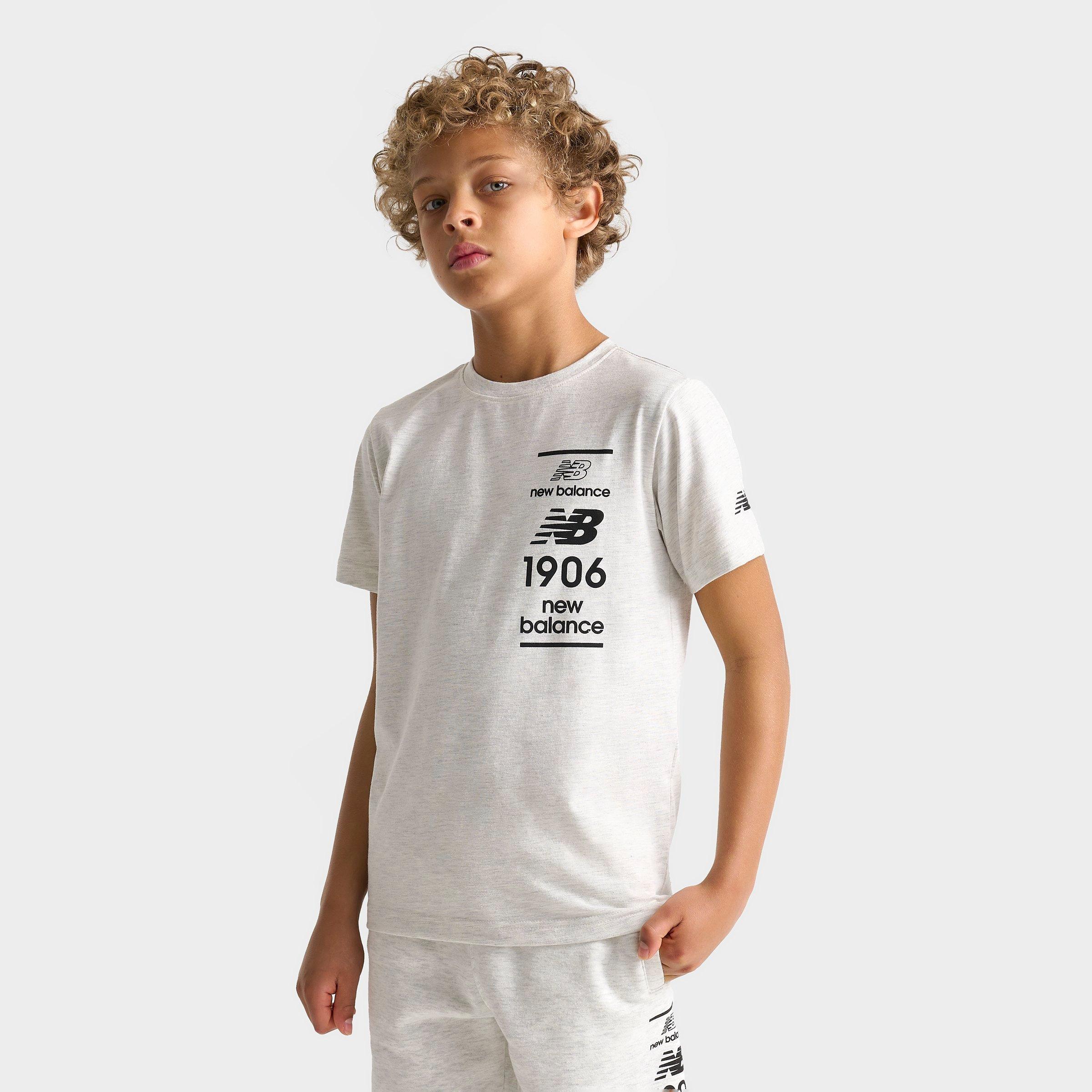 New Balance Big Kids Stacked Logo T-Shirt in Oatmeal Heather Size: Small