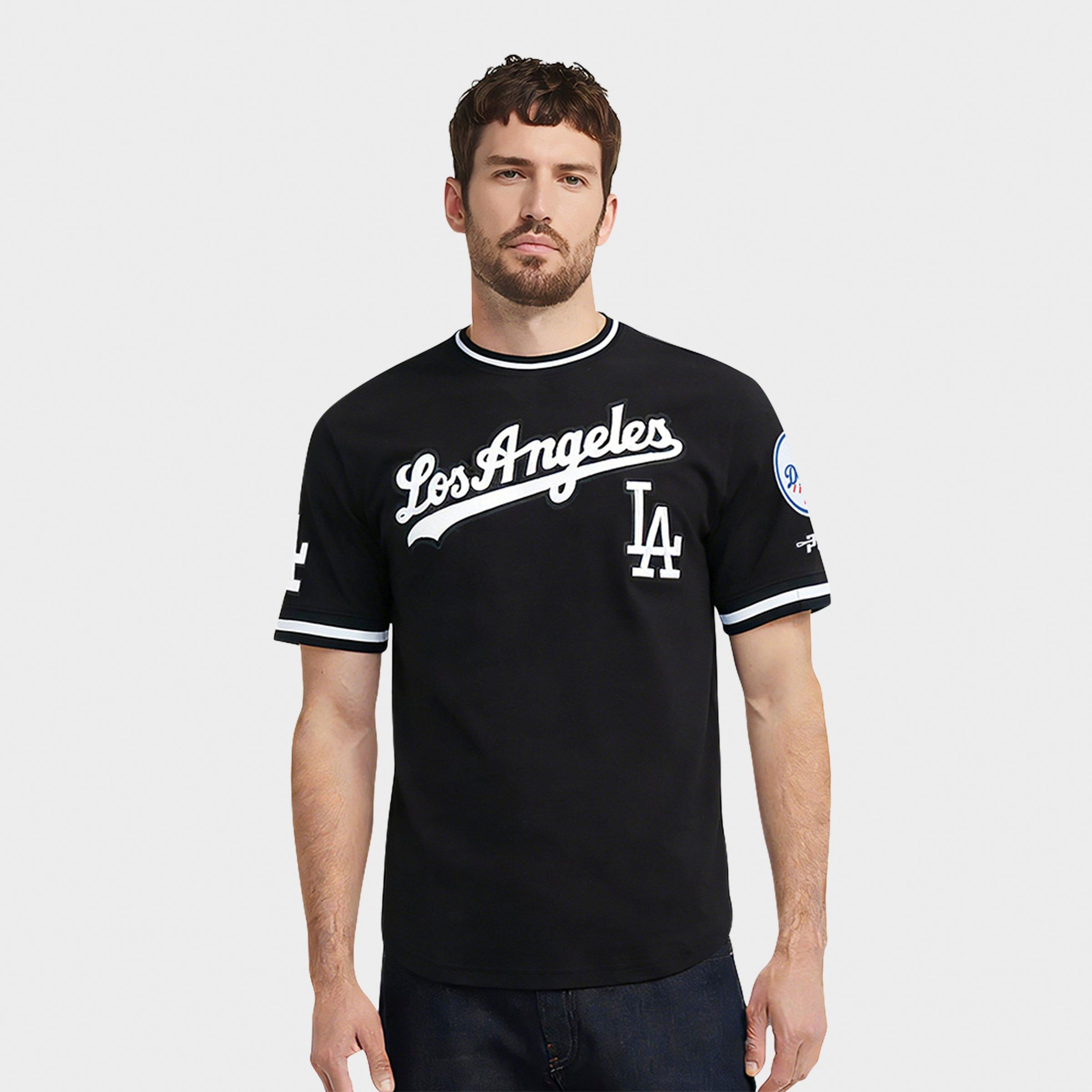 Pro Standard Men's Los Angeles Dodgers MLB Classic Chenille T-Shirt in Black Size: 3XL