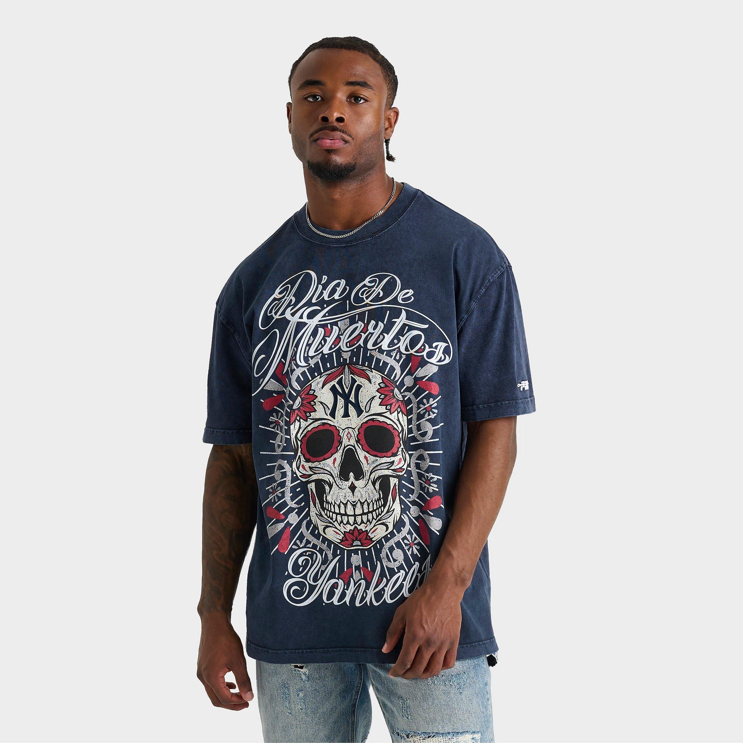 Pro Standard Men's New York Yankees MLB Eternal Skull Graphic T-Shirt in Washed Navy Size: Small