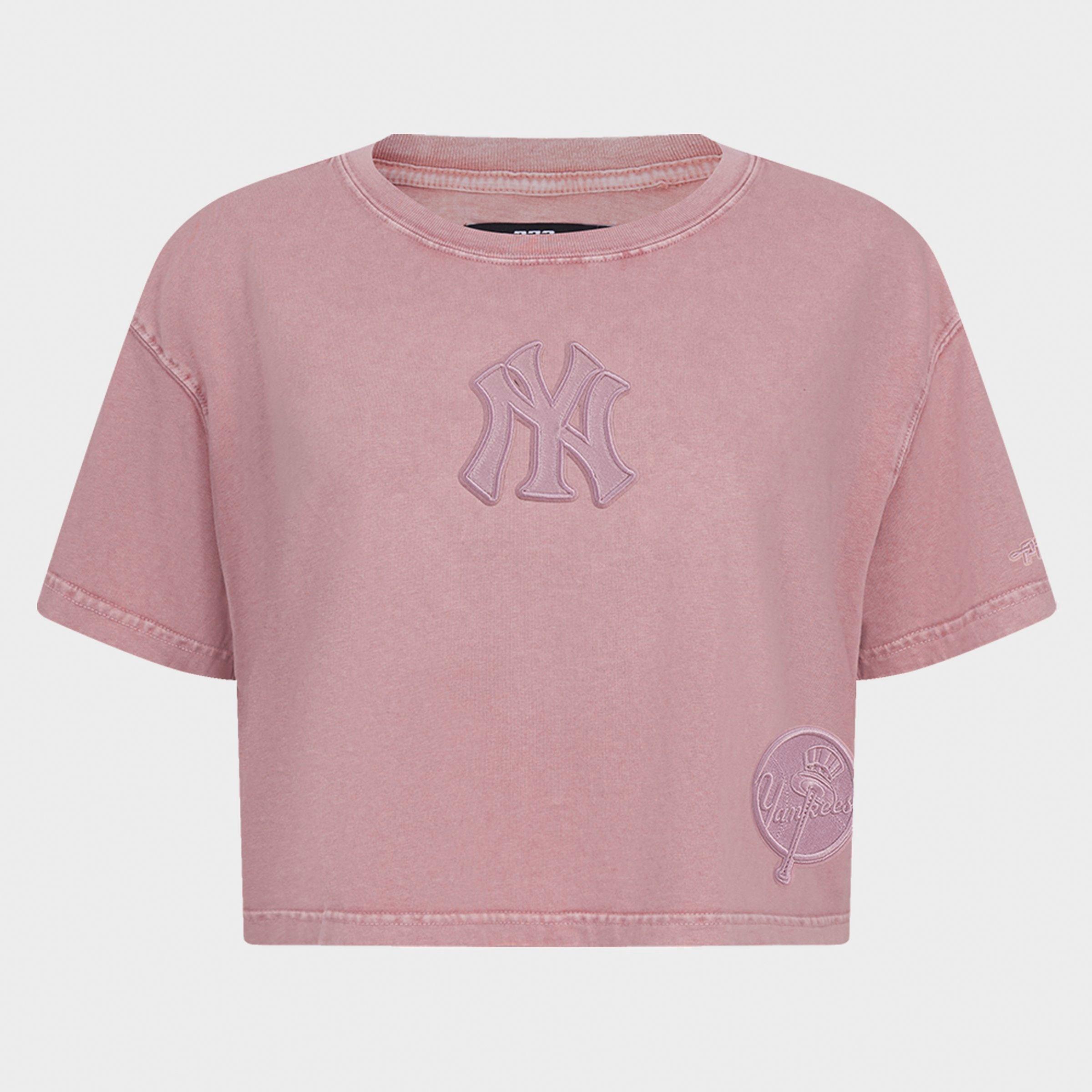 Pro Standard Women's New York Yankees MLB Washed Classic Enzyme Wash Boxy T-Shirt