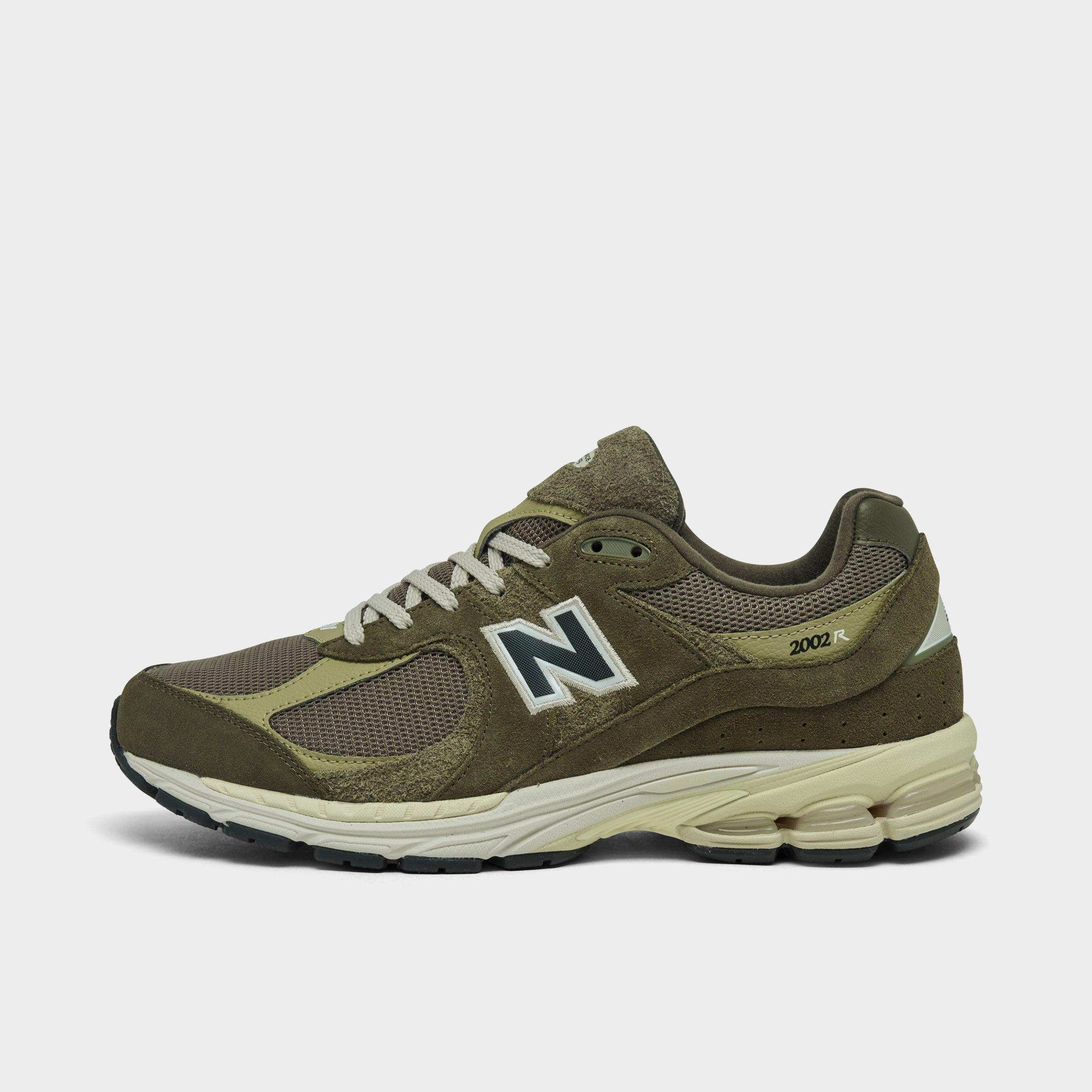 New Balance Men's 2002R Casual Shoes in Dark Moss/Covert Green Size: 7.5