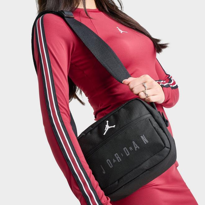 Jordan Blacktop Messenger Bag (3.6L)