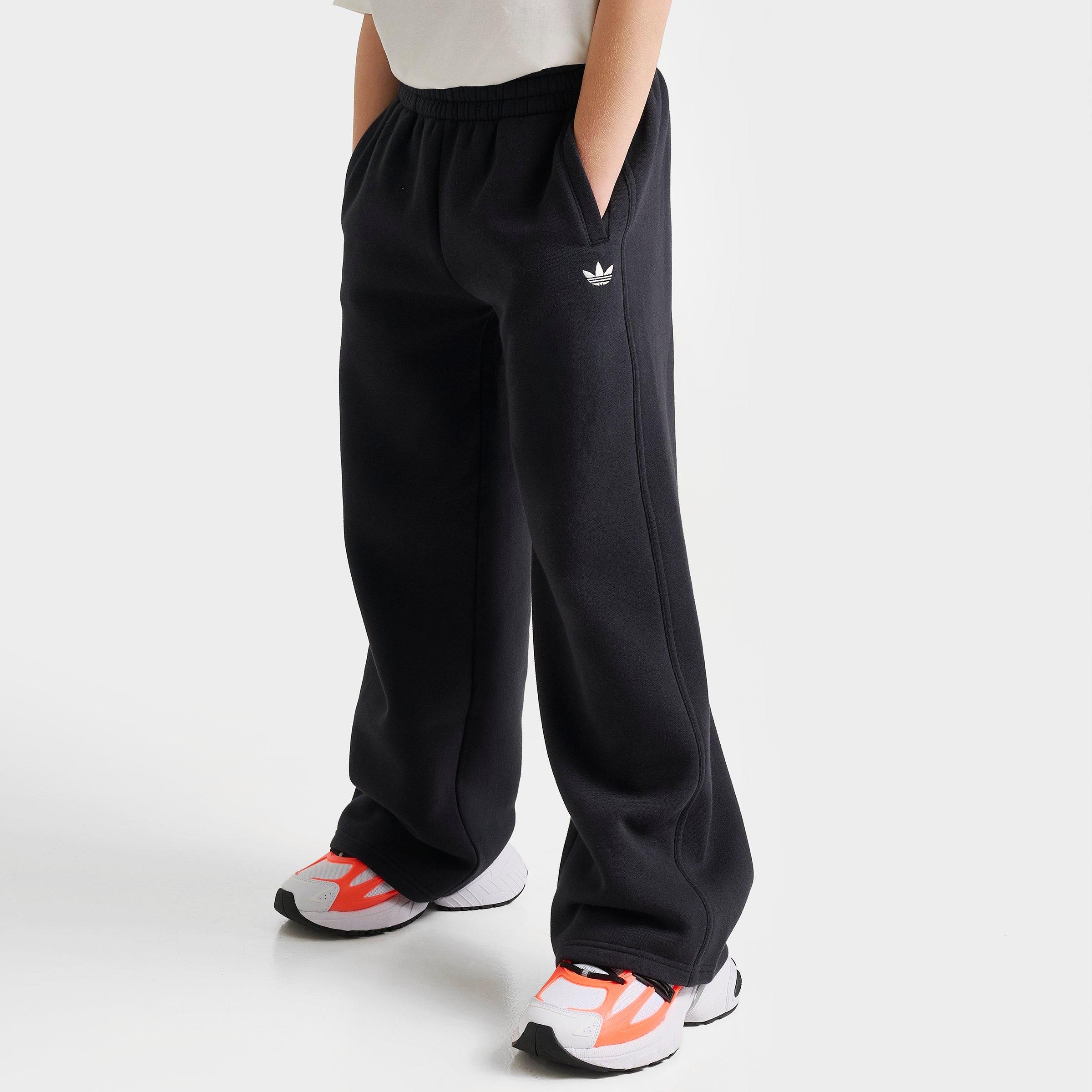 adidas Big Kids Originals Essentials Wide Leg Fleece Sweatpants in Black Size: XS