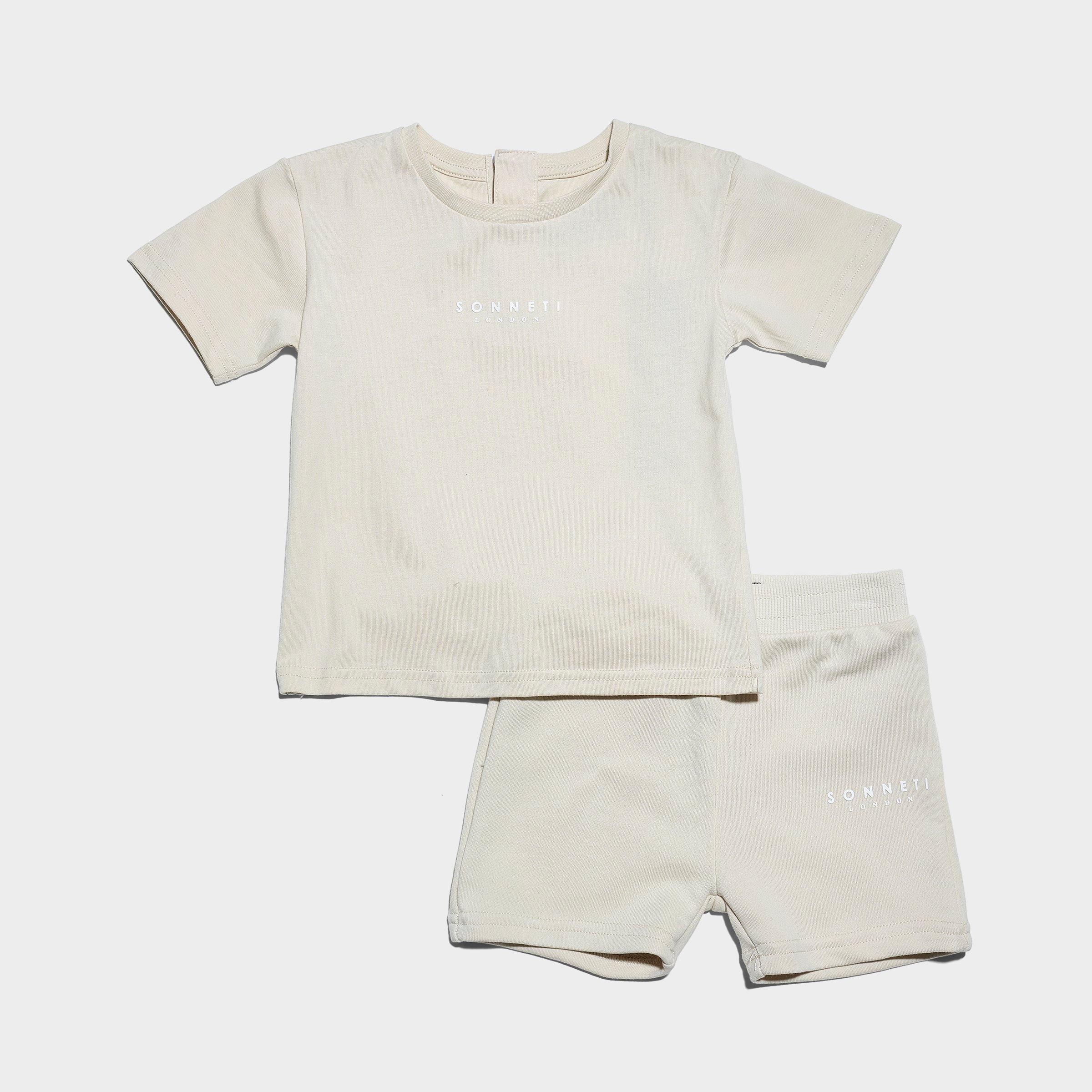 Sonneti Infant London T-Shirt and Shorts Set in Ancient Scroll Beige Size: 18M