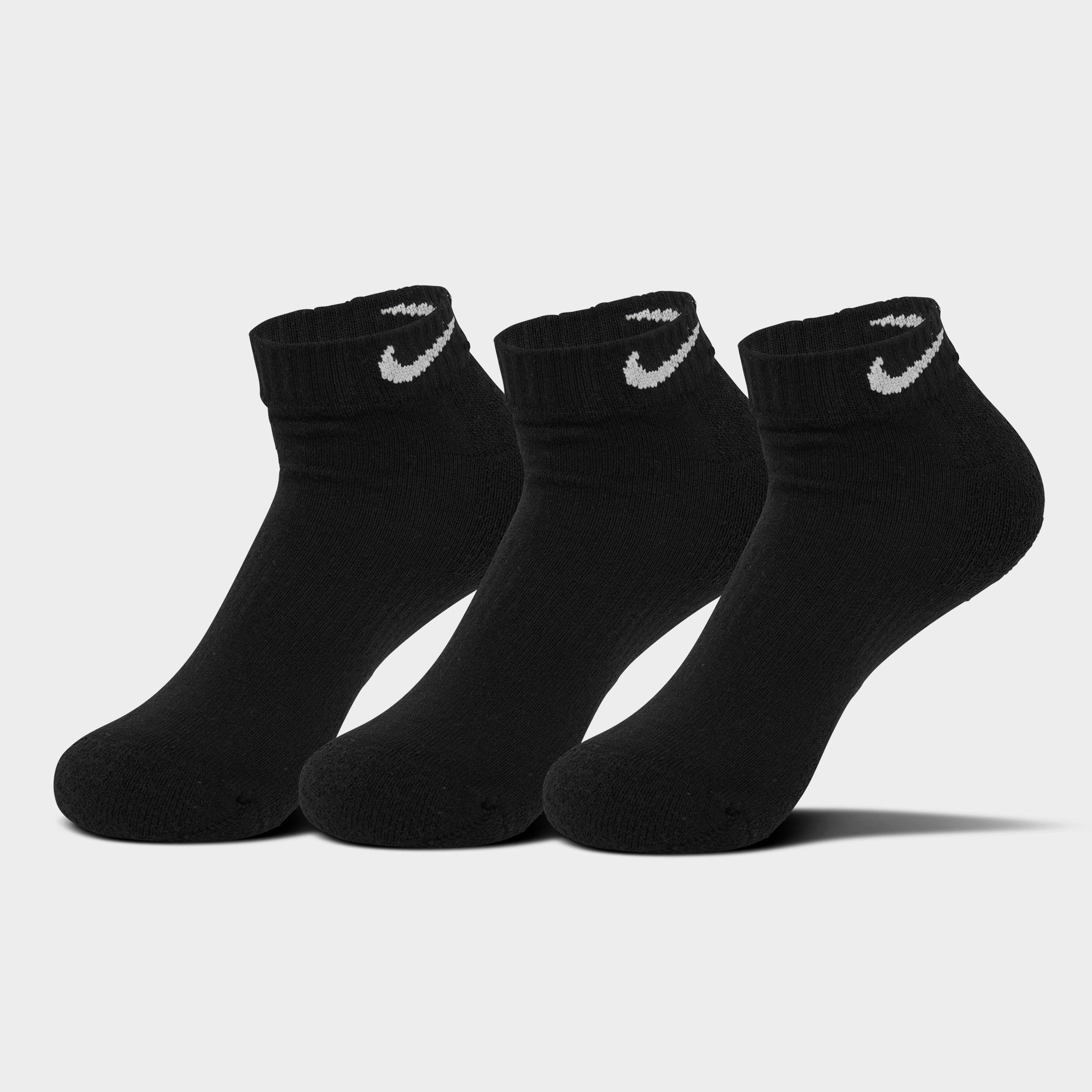 Nike Everyday Cushioned Training Low Socks (3-Pack) in Black/White Size: Medium