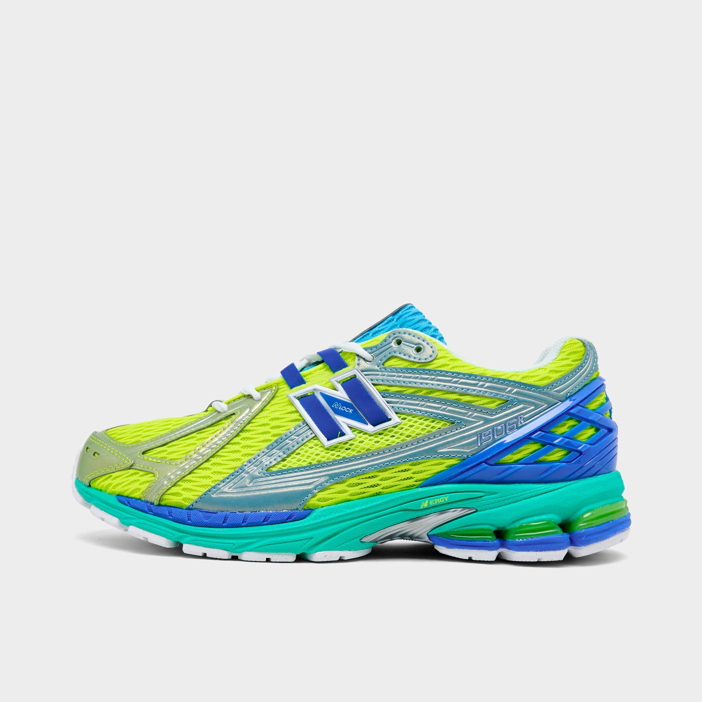 New Balance Men's 1906R Casual Shoes in Timberwolf/Chrome Size: 7.5