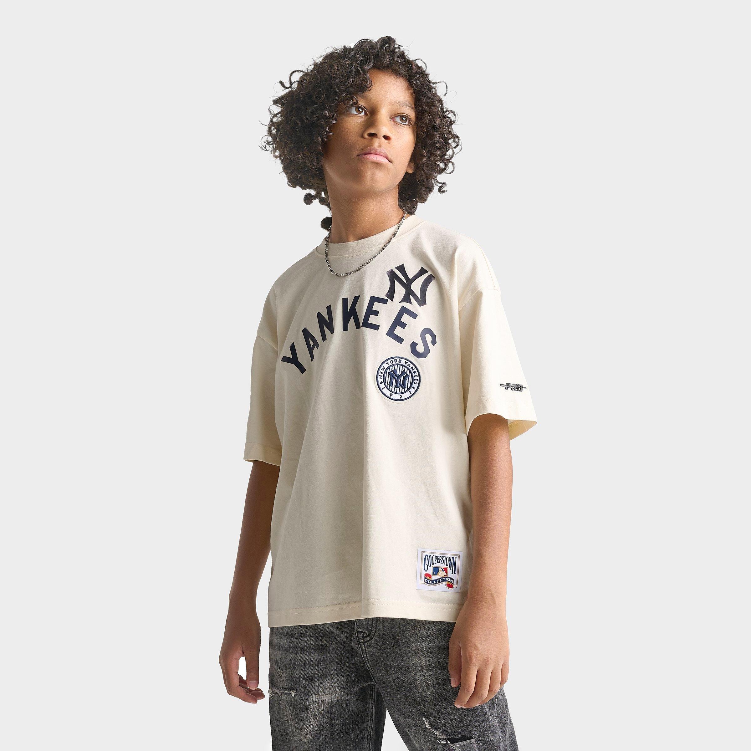 Pro Standard Big Kids New York Yankees MLB Home Team T-Shirt in Eggshell Size: Large