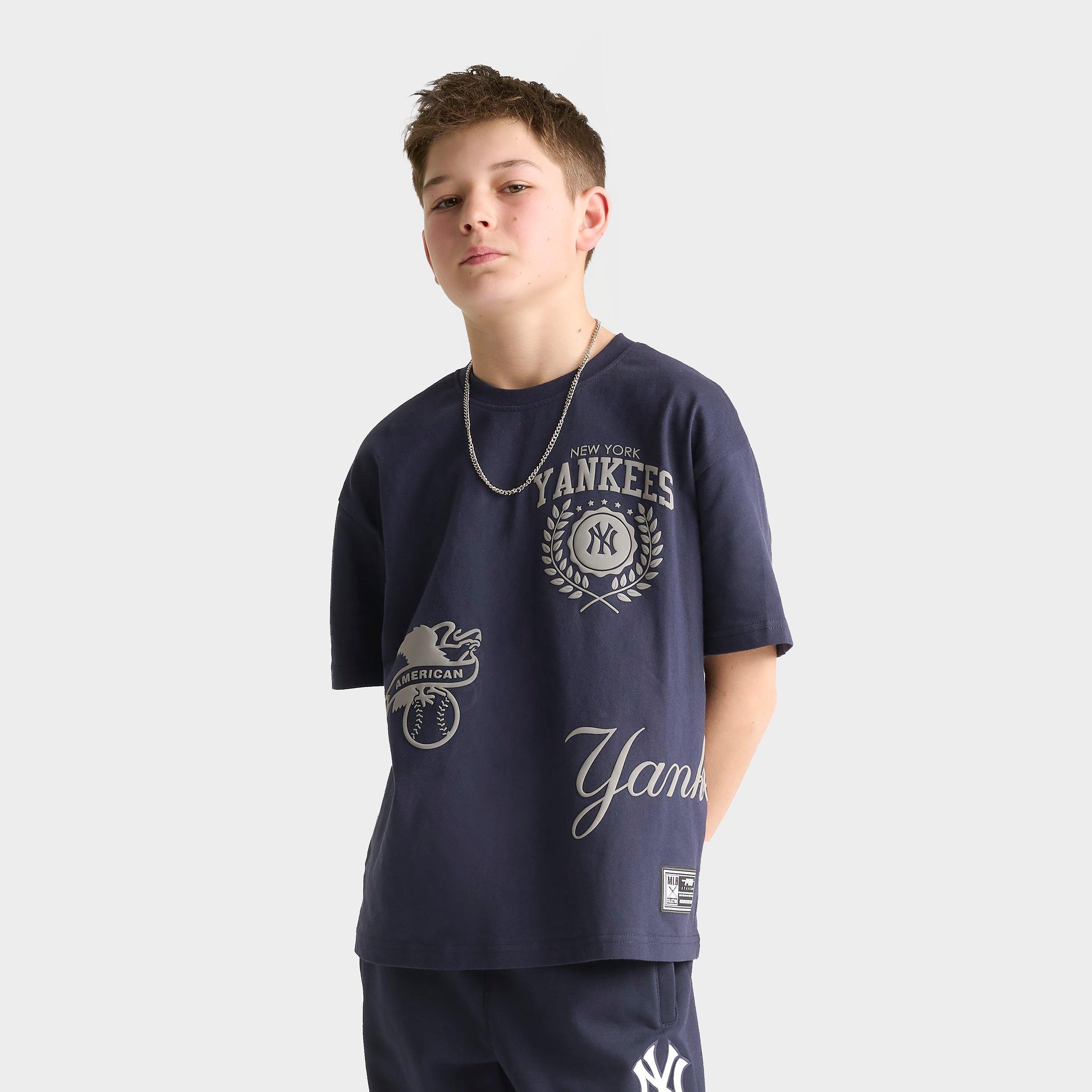 Pro Standard Big Kids New York Yankees MLB Multi Logo T-Shirt in Midnight Navy Size: Small